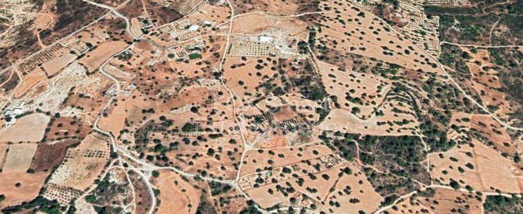 Land in Pano Kivides - view 1