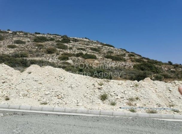 Land in Pyrgos - view 1