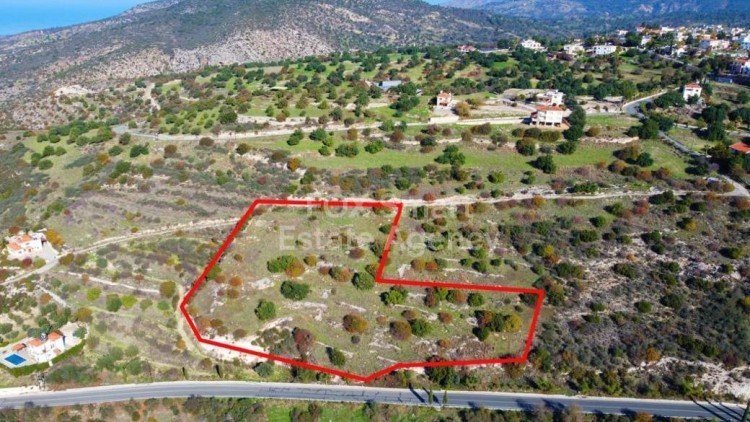 Land in Peristeronari - view 1