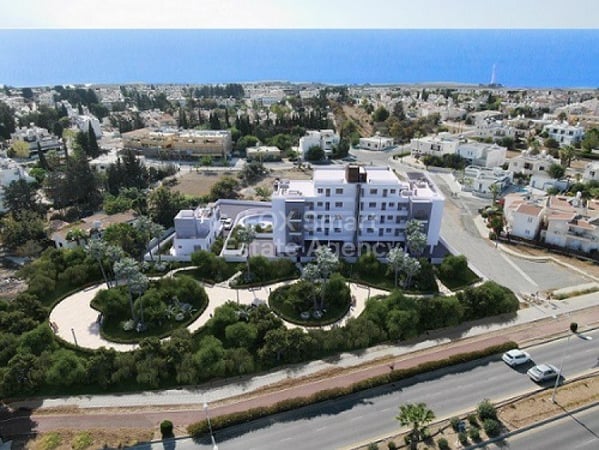 Apartment in Kato Paphos - view 1