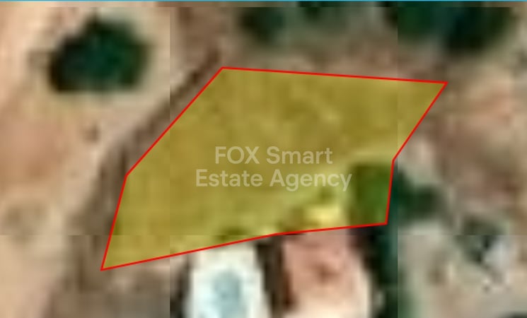 Land in Peristeronari - view 1