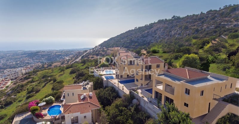 House in Pegeia - view 1