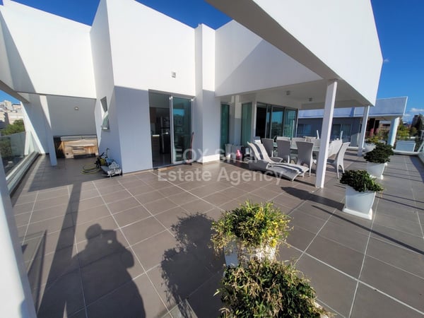 Apartment in Limassol - view 1