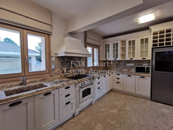 House in Kouklia - view 1