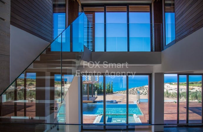 House in Kouklia - view 1