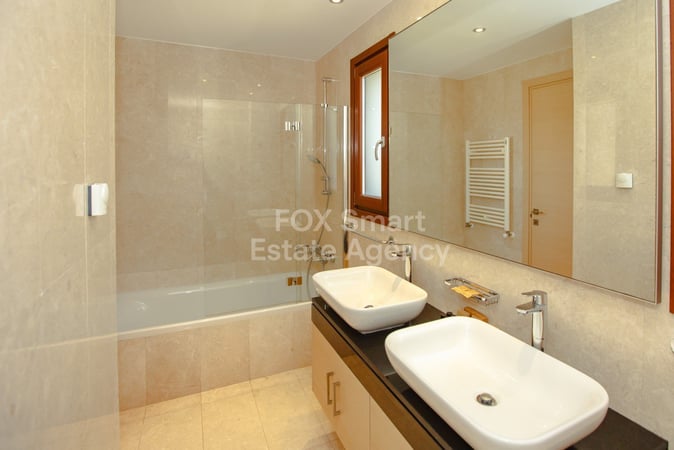 House in Kouklia - view 1