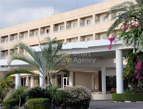 House in Kato Paphos - view 1