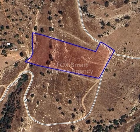 House in Pegeia - view 1