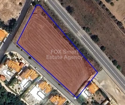 House in Pegeia - view 1