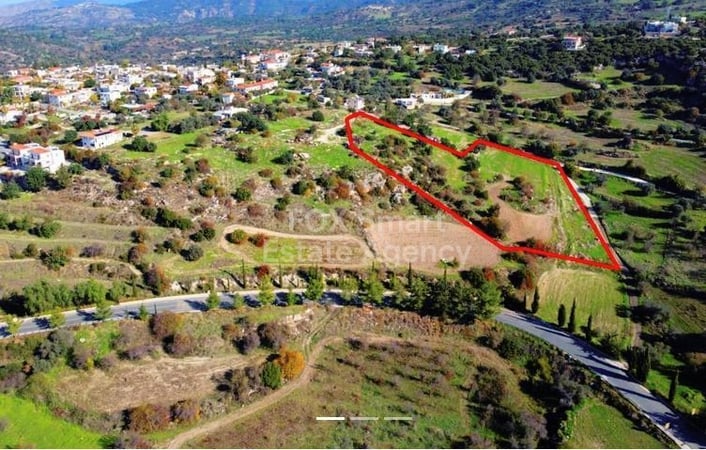 Land in Peristeronari - view 1