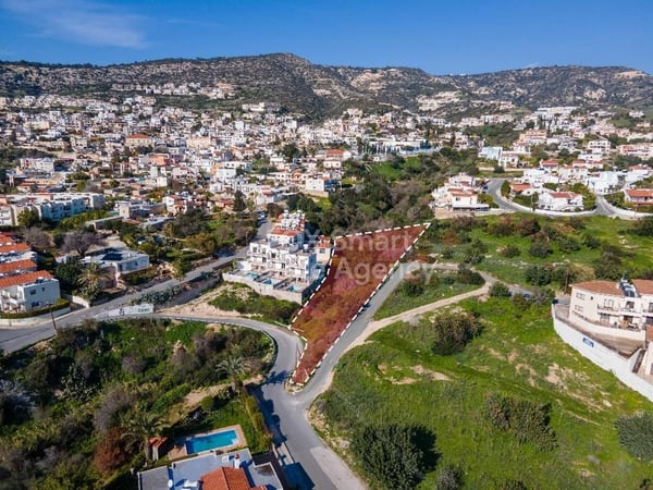 House in Pegeia - view 1