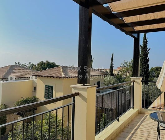 Apartment in Kouklia - view 1
