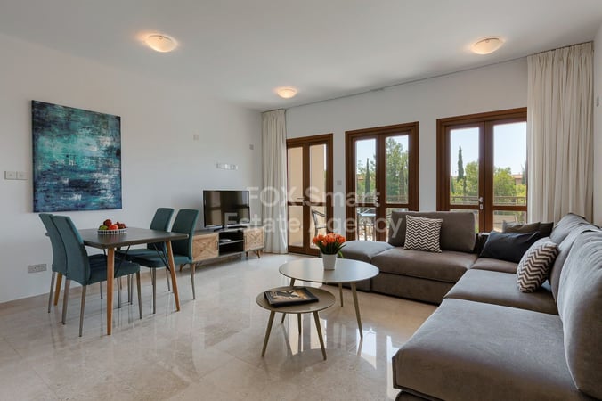 Apartment in Kouklia - view 1