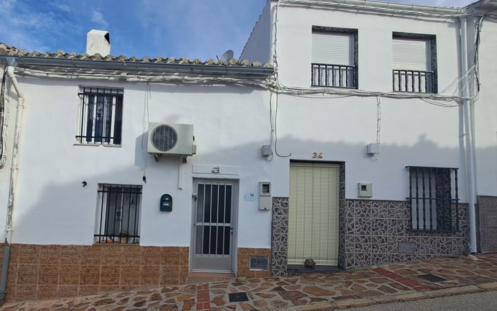 House in Jaen - view 1
