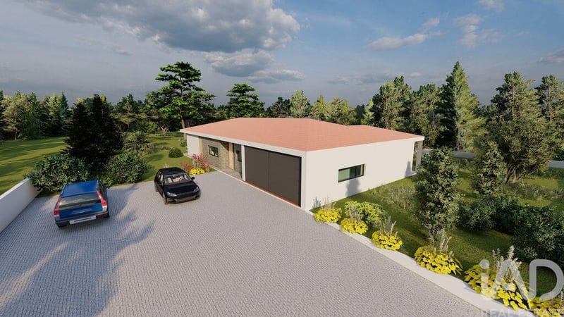 Land in Moucos - view 1