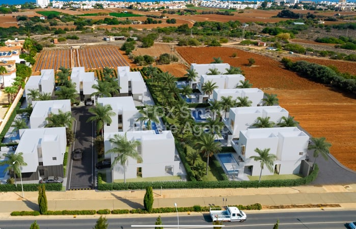 House in Paralimni - view 1