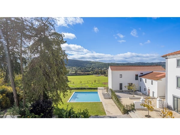 Villa in Castelo de Vide - view 1