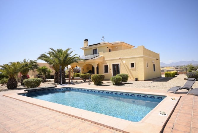 Villa in Almeria - view 1