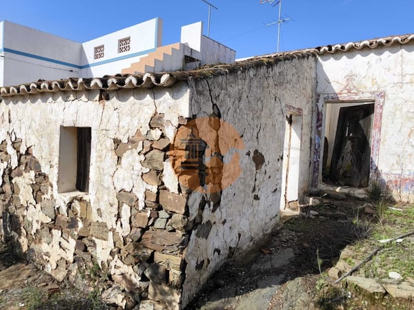 Villa in Castro Marim - view 1