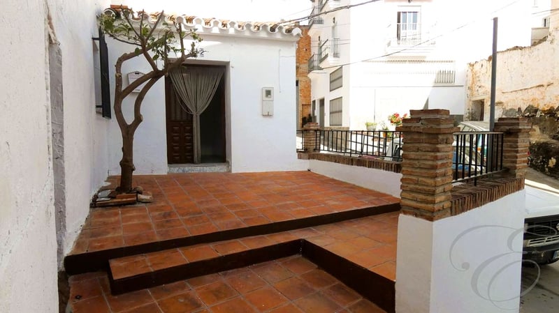 Villa in Torre del Mar - view 1