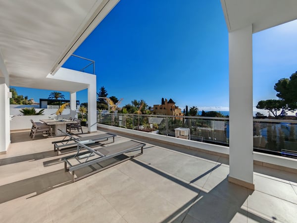 Villa in Ojen - view 1