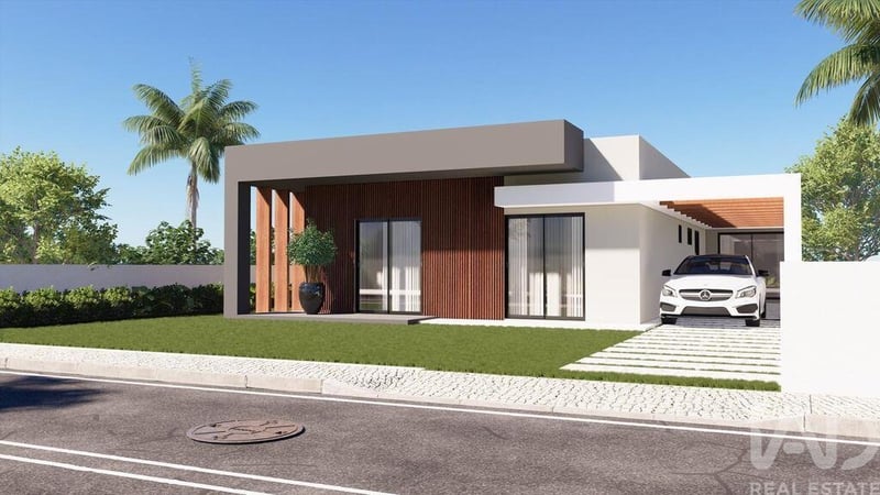 Land in Fernao Ferro - view 1