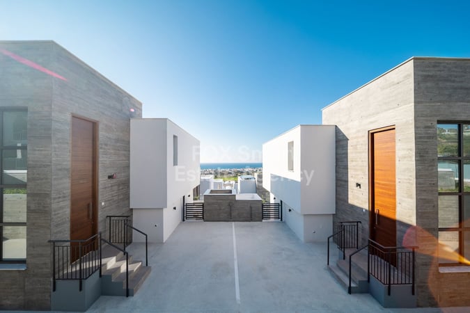 House in Chlorakas - view 1