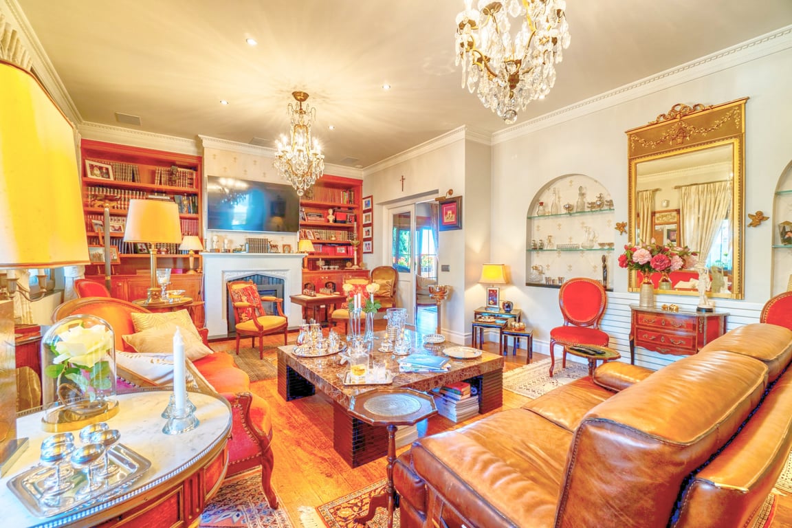 Villa in Nuevo Guadiaro - Image 3