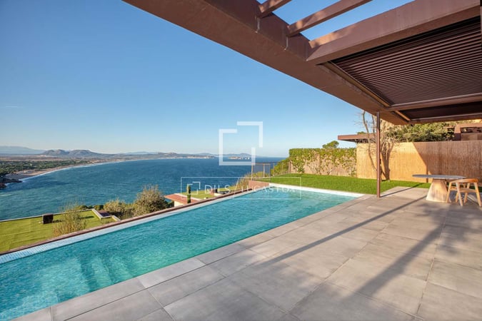 House in Girona - view 1