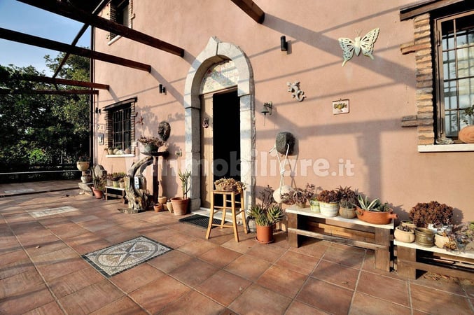 Villa in Taormina - view 1