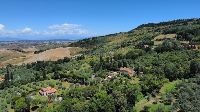 House in Volterra - view 1