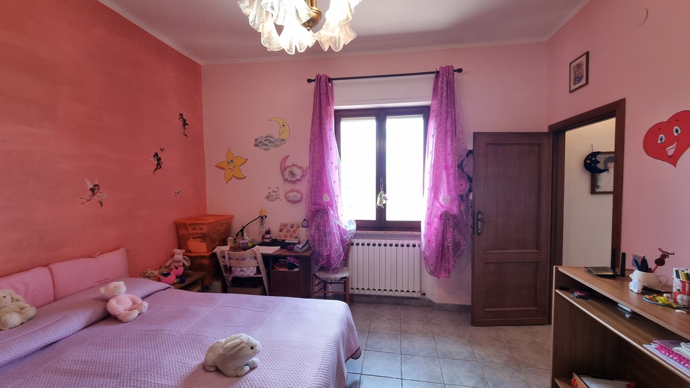 House in Volterra - Image 5