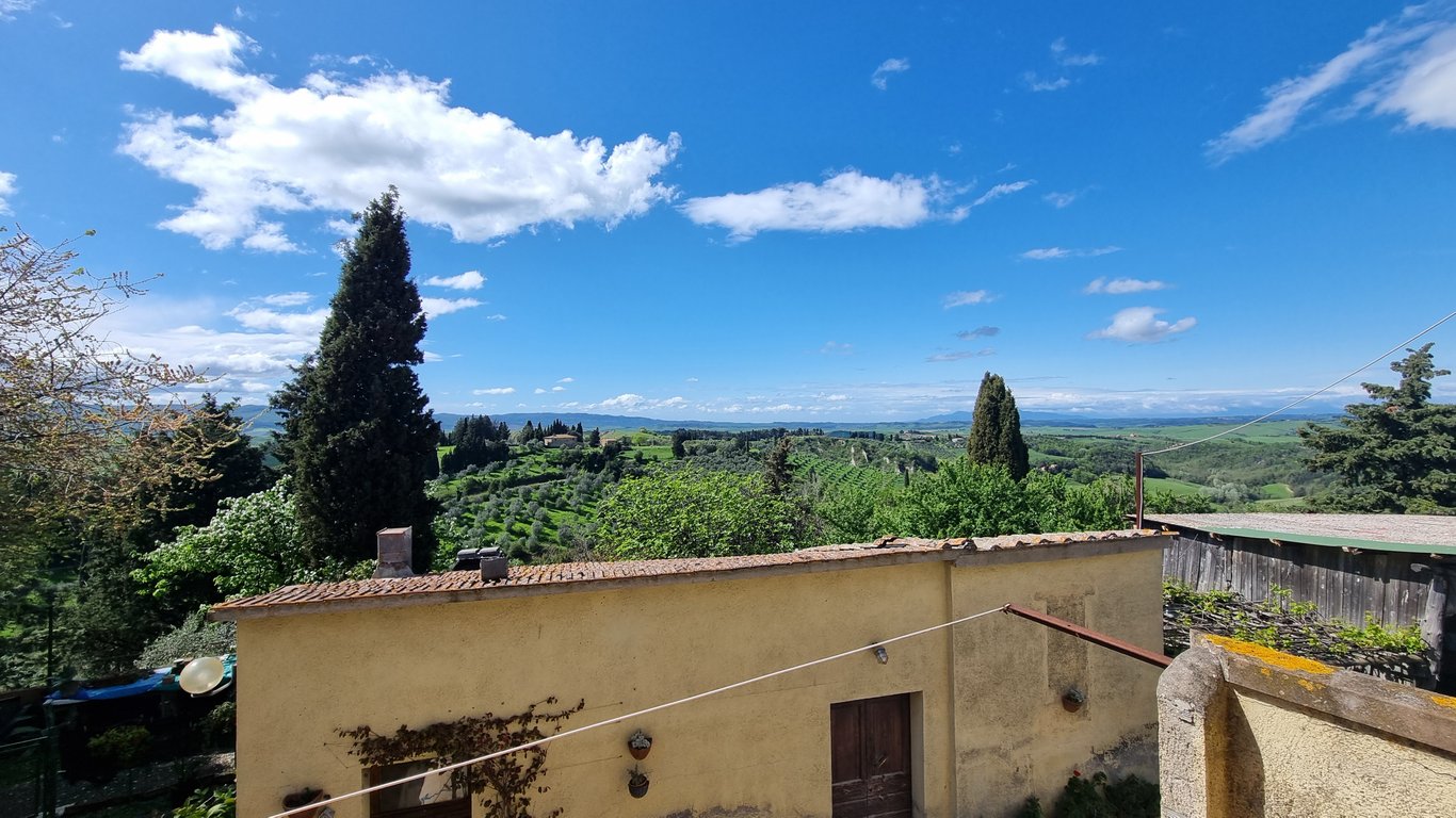 House in Volterra - Image 3