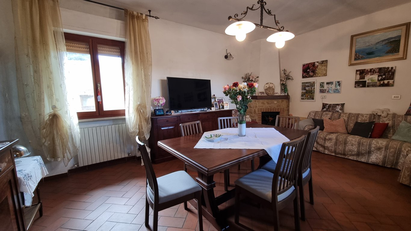 House in Volterra - Image 2