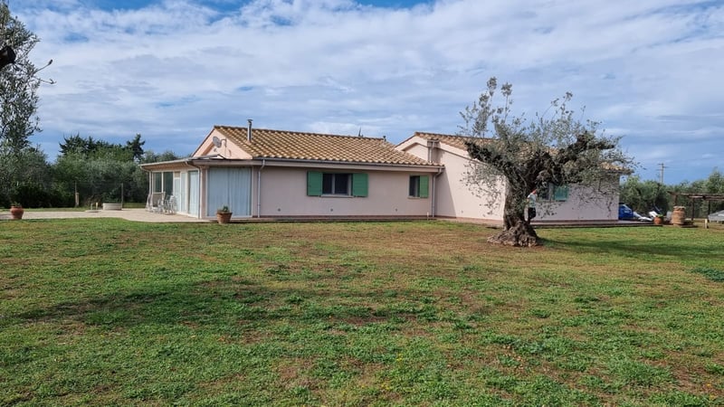 House in Castagneto Carducci - view 1