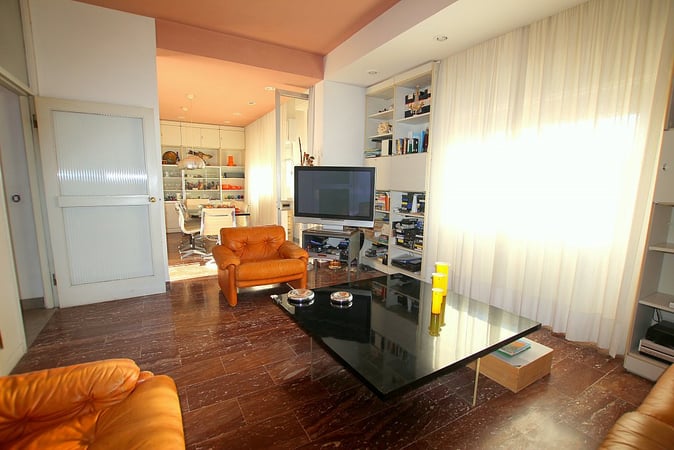 House in Volterra - view 1