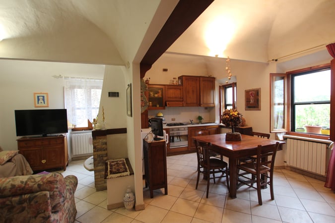 House in Volterra - view 1