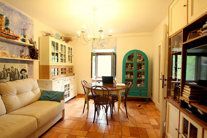 House in Volterra - view 1