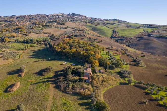 House in Volterra - view 1