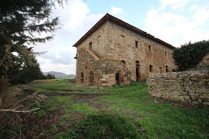 House in Montecatini Val di Cecina - view 1