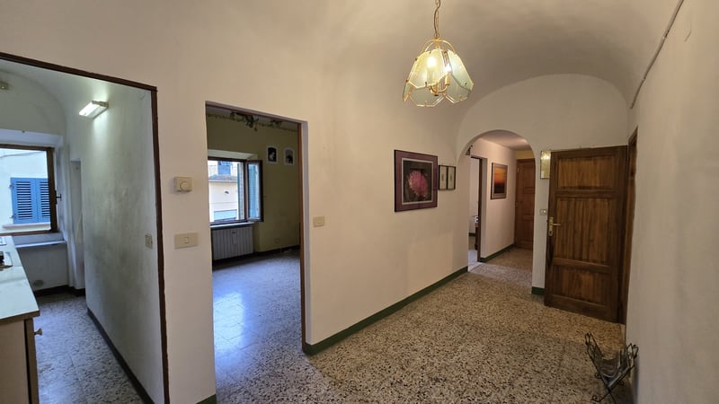 House in Volterra - view 1