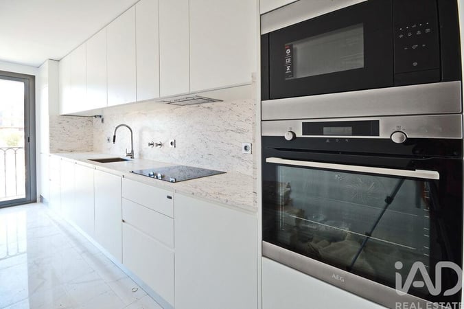 Apartment in Fernao Ferro - view 1
