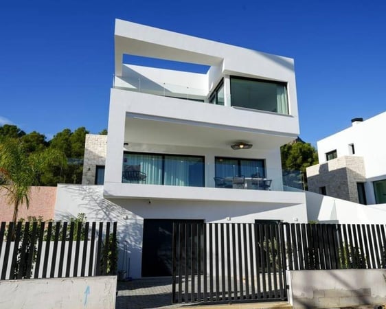 House in Polop - view 1