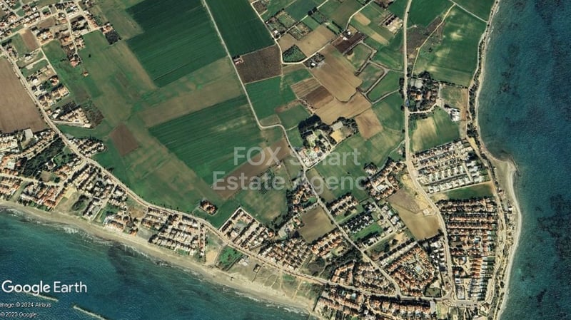 Land in Perivolia - view 1