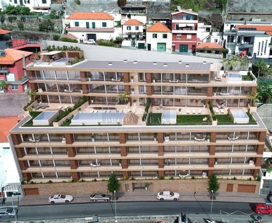 Apartment in Camara de Lobos - view 1