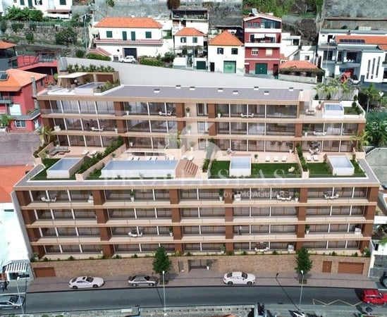 Apartment in Camara de Lobos - view 1