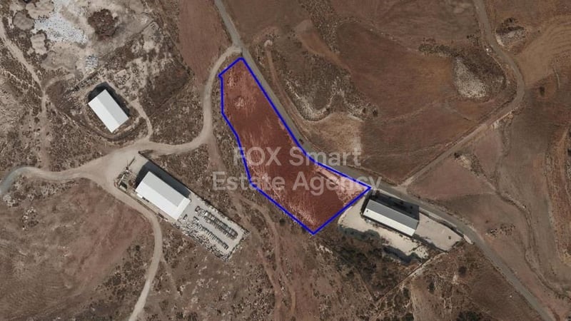 Land in Anarita - view 1