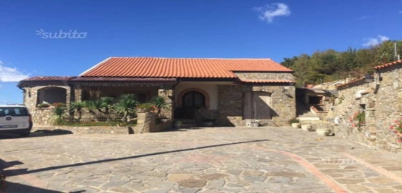 Villa in Perdifumo - view 1