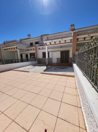Villa in La Zenia - view 1