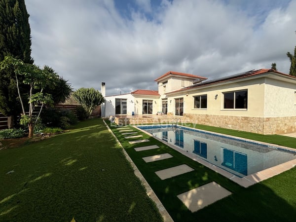 House in Agia Trias - view 1